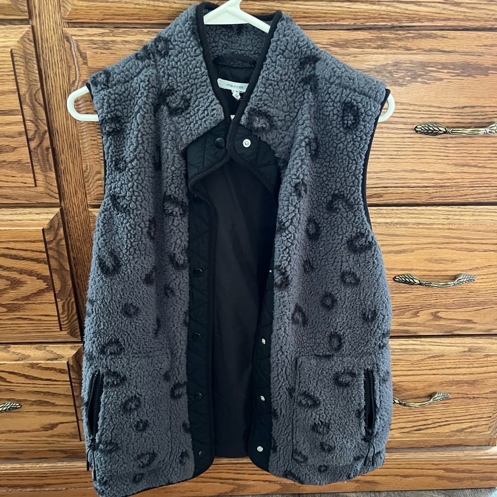 Maurice’s medium Sherpa vest.